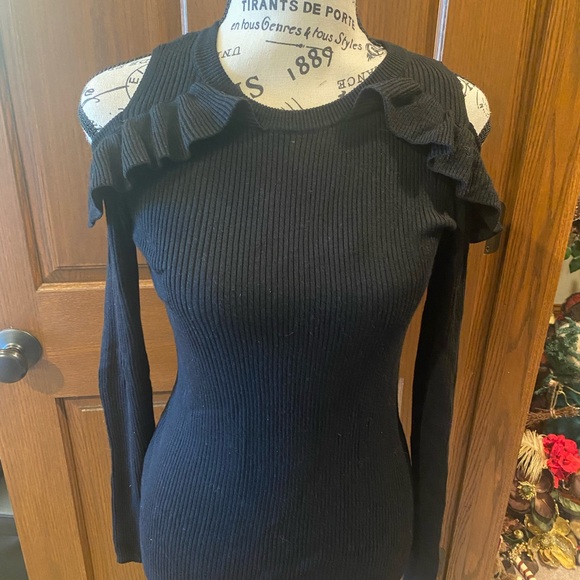 Pink Rose Black Ribbed Cold Shoulder Sweater - Picture 3 of 4